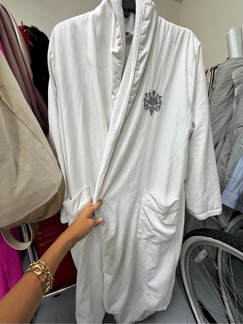 SLS HOTELS White Robe